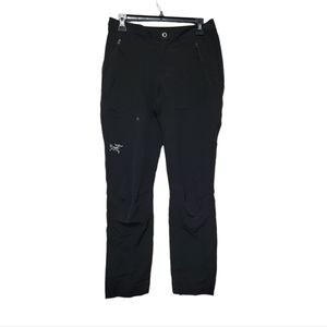 Arc'teryx Women's Nylon Outdoor Hiking Pants in Black Women's Size 4